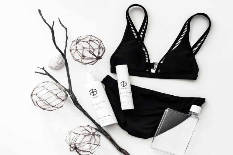 How to Buy Lingerie for Her: 10 Expert Tips & Ideas