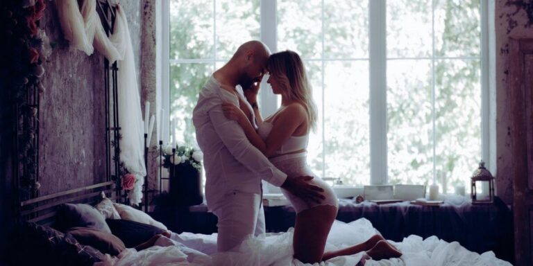 How Wearing Lingerie Can Boost Your Confidence in the Bedroom?